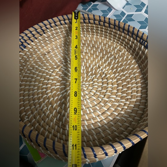 Seagrass Handle Basket - Picture 7 of 7